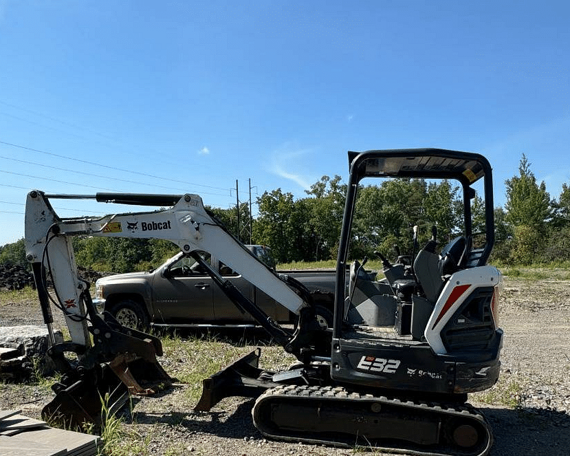 Image of Bobcat E32 Primary image