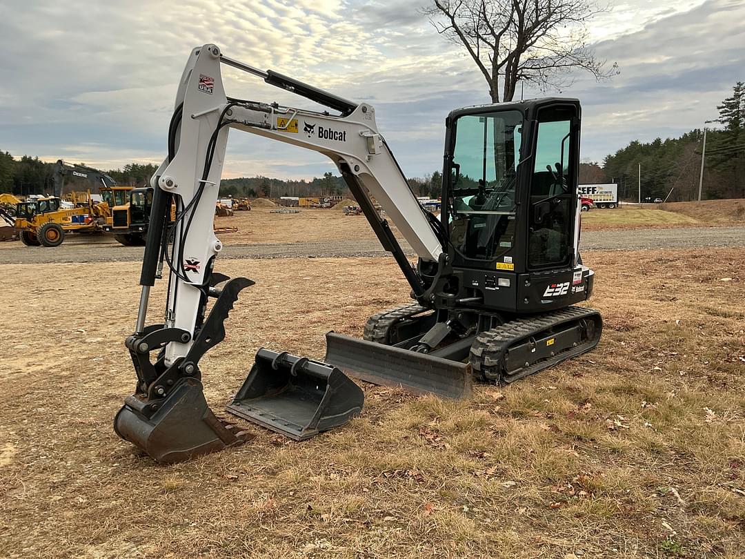 Image of Bobcat E32 Primary image