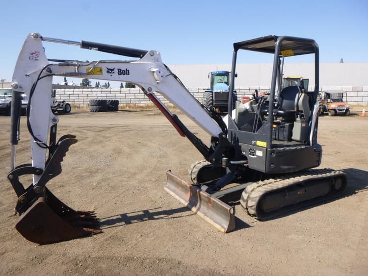 SOLD - 2018 Bobcat E35 Construction Compact Excavators | Tractor Zoom