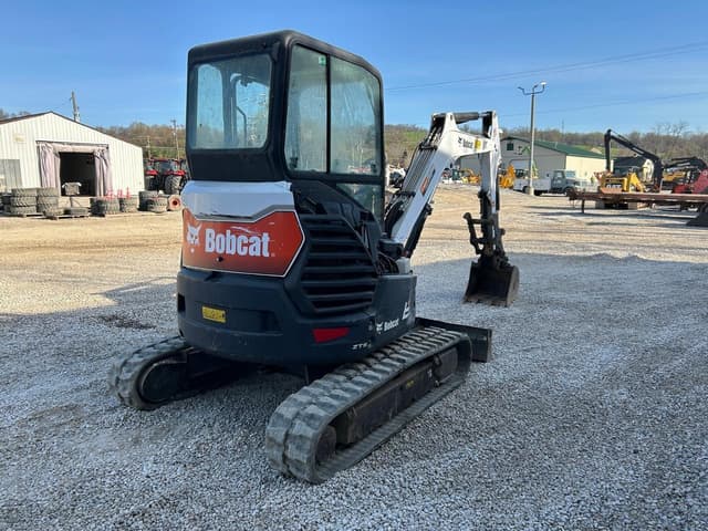Image of Bobcat E35i equipment image 3