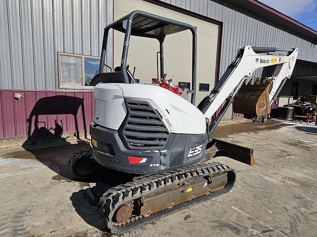 Image of Bobcat E35i equipment image 3