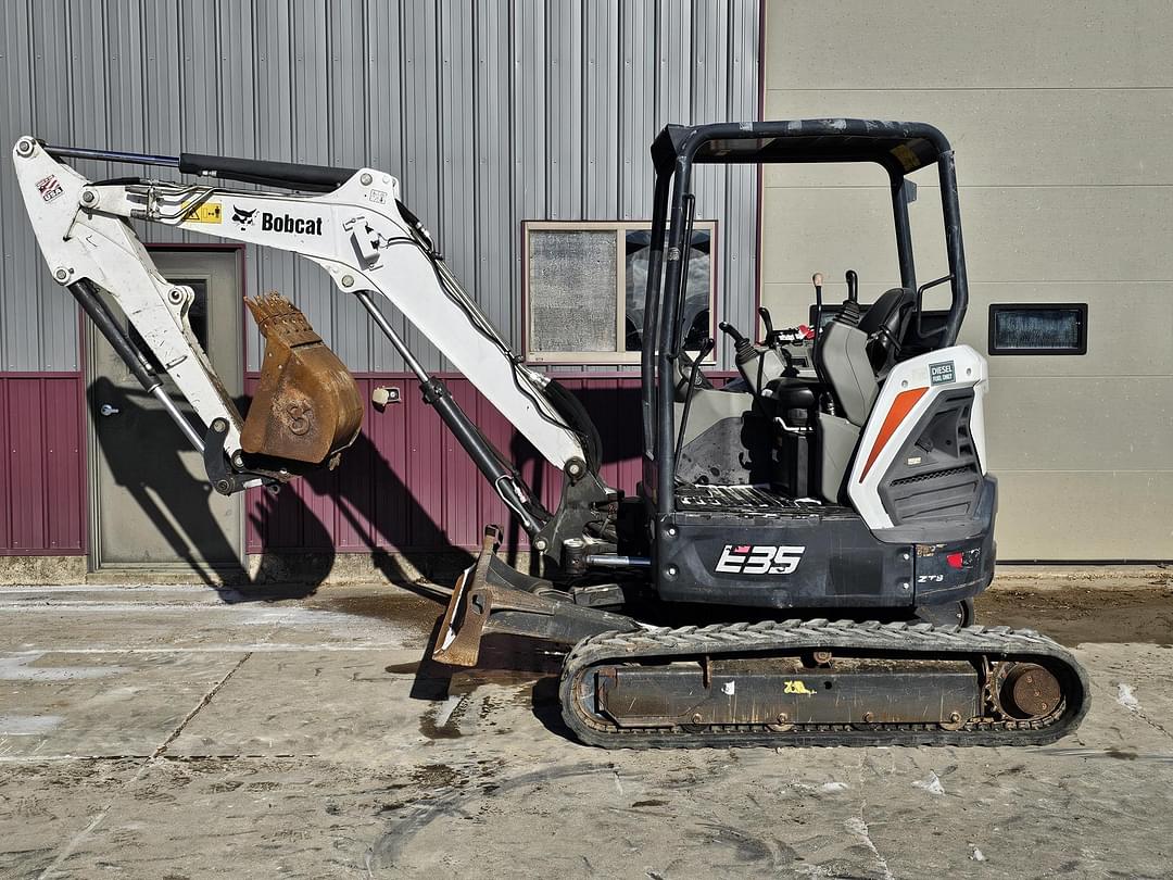 Image of Bobcat E35i Primary image