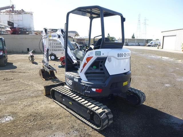 Image of Bobcat E35i equipment image 3