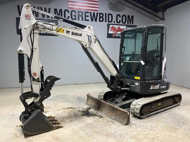Image of Bobcat E35i equipment image 1