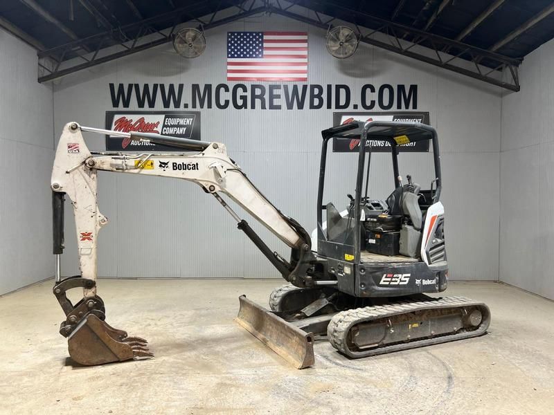 2018 Bobcat E35i Equipment Image0
