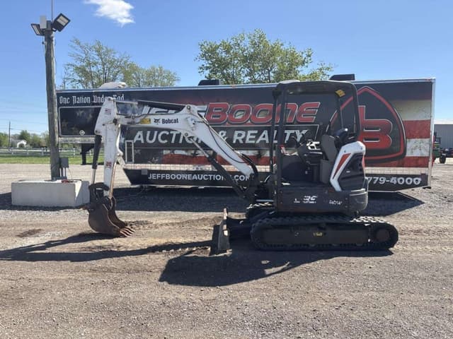 Image of Bobcat E35i equipment image 3