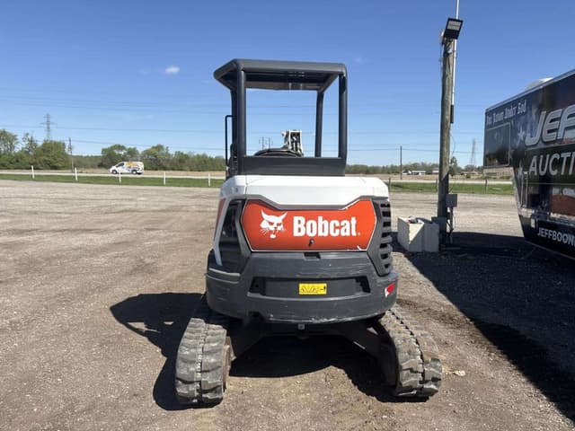 Image of Bobcat E35i equipment image 4