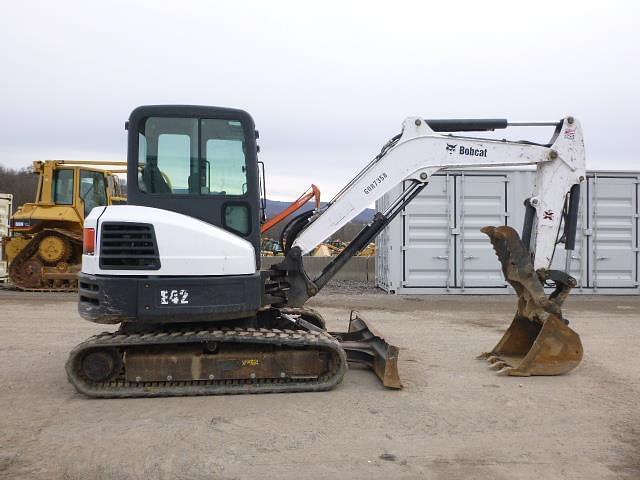 Image of Bobcat E42 equipment image 2