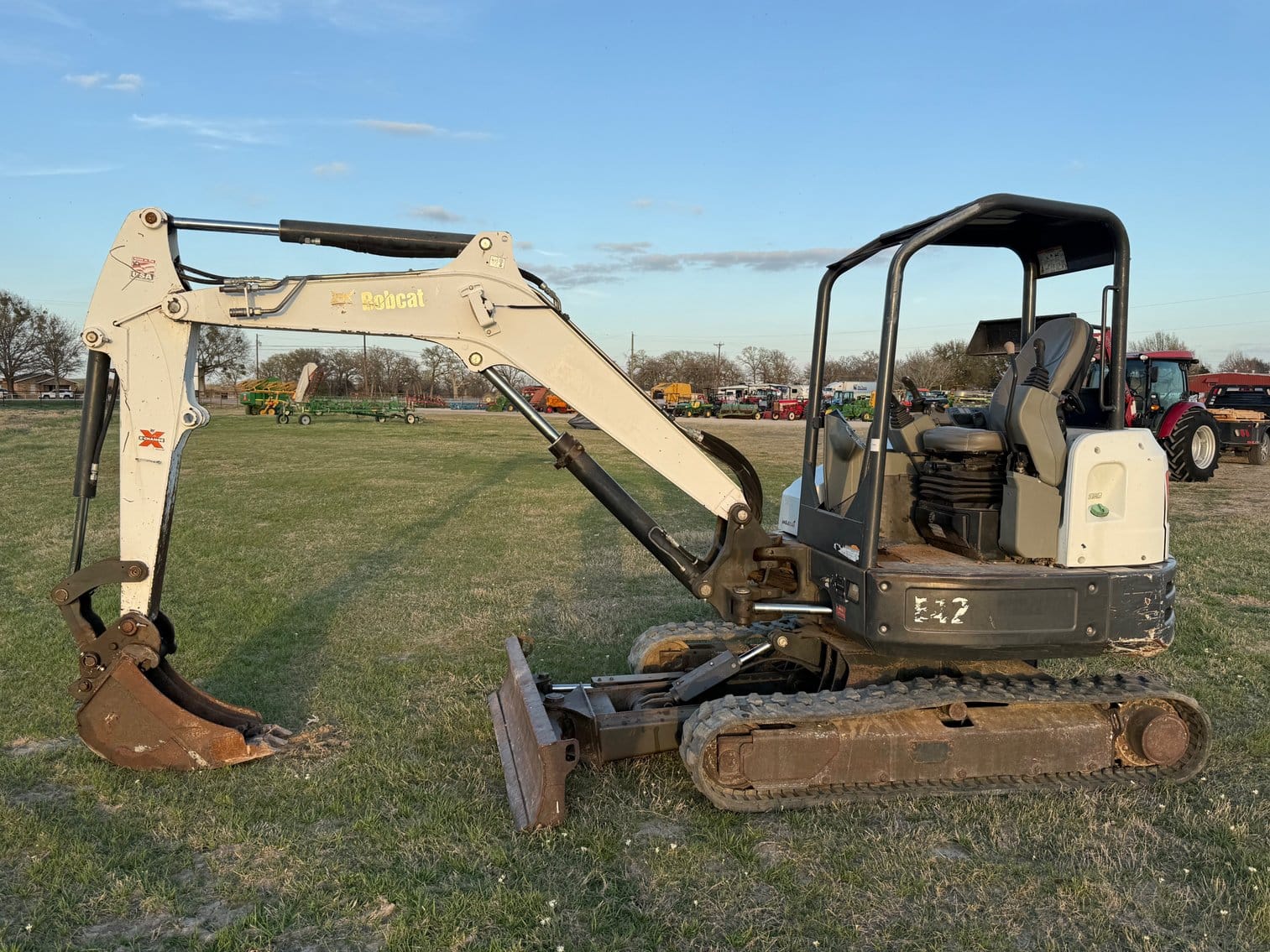 2018 Bobcat E42 Equipment Image0