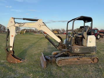 Main image Bobcat E42