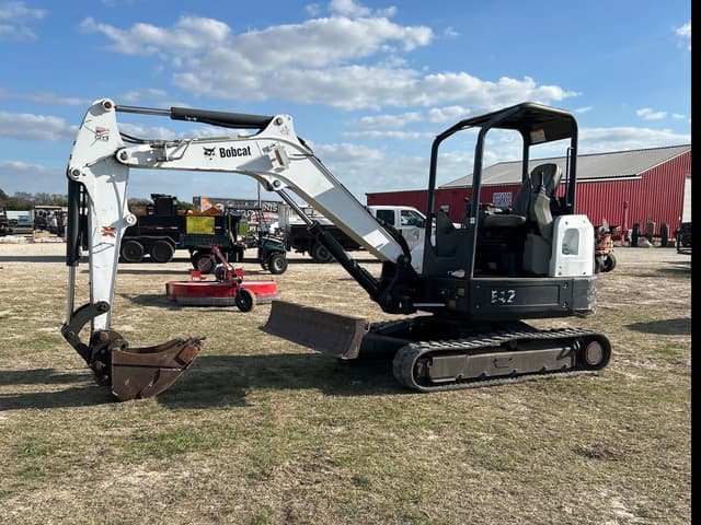 Image of Bobcat E42 equipment image 3