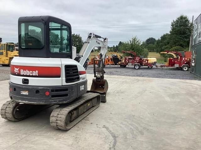 Image of Bobcat E42 equipment image 3