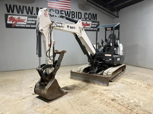 Image of Bobcat E42 equipment image 1