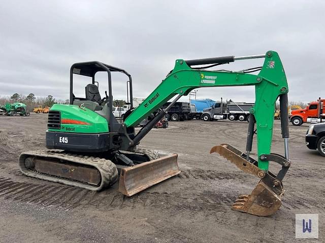Image of Bobcat E45 equipment image 2