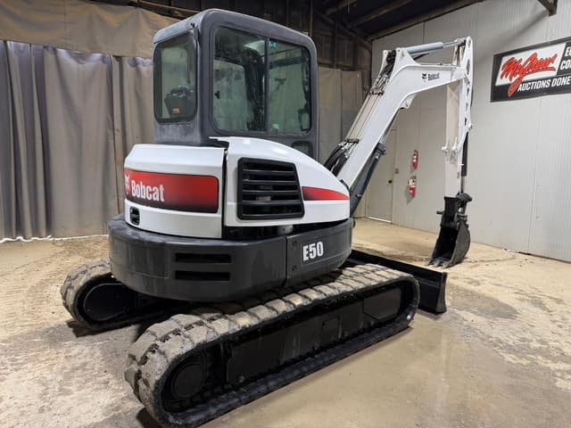 Image of Bobcat E50 equipment image 4