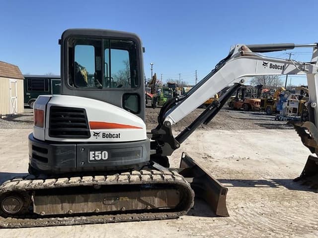 Image of Bobcat E50 equipment image 4