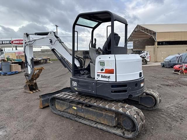 Image of Bobcat E50 equipment image 3