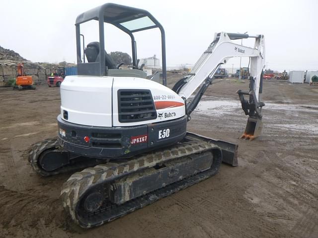 Image of Bobcat E50 equipment image 2