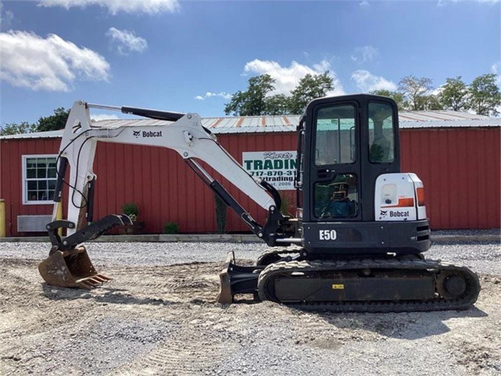 Main image Bobcat E50