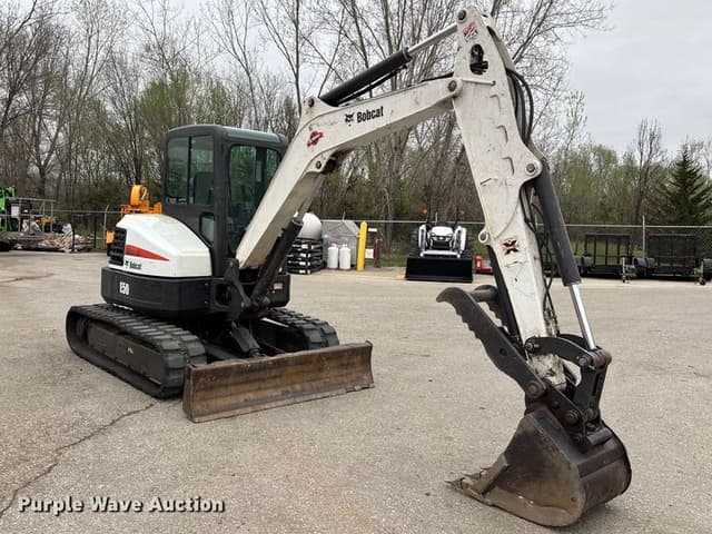 Image of Bobcat E50 equipment image 2