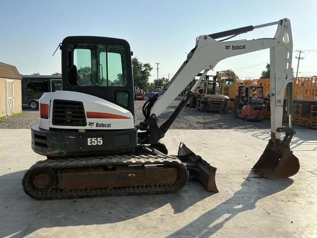 Image of Bobcat E55 equipment image 4