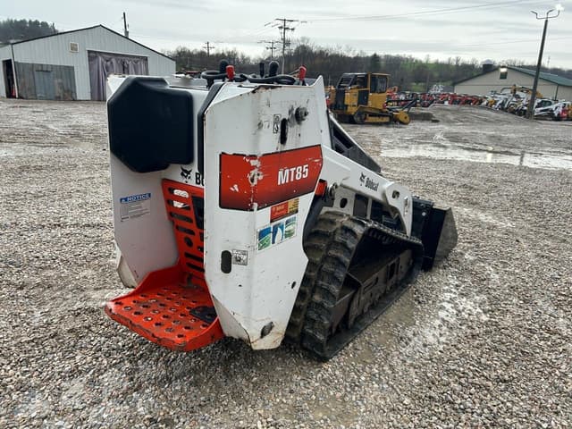 Image of Bobcat MT85 equipment image 3