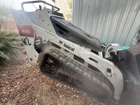Image of Bobcat MT85 equipment image 4