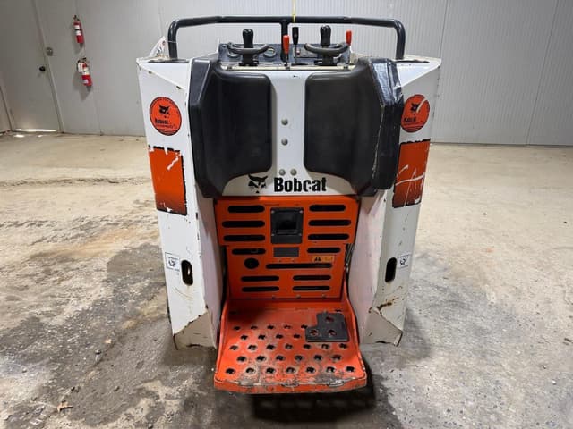 Image of Bobcat MT85 equipment image 3