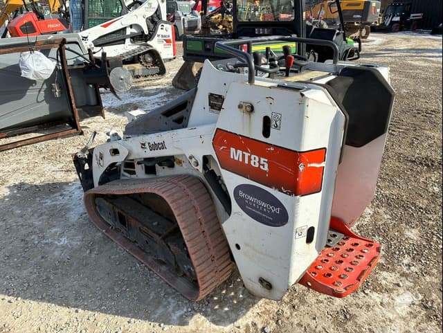 Image of Bobcat MT85 equipment image 4