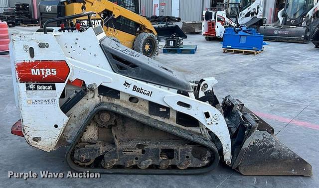 Image of Bobcat MT85 equipment image 3