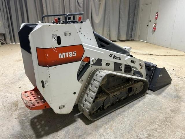 Image of Bobcat MT85 equipment image 4