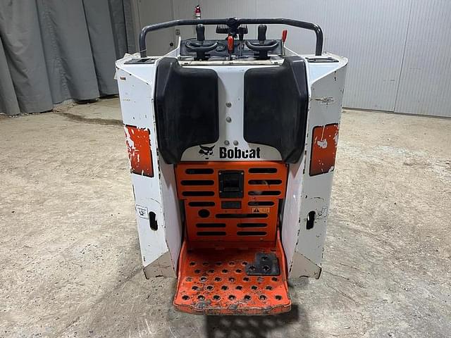 Image of Bobcat MT85 equipment image 3