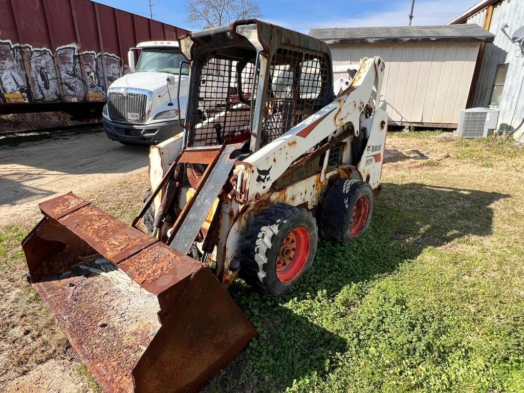 2018 Bobcat S570 Equipment Image0