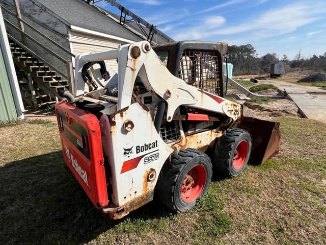Image of Bobcat S570 equipment image 4