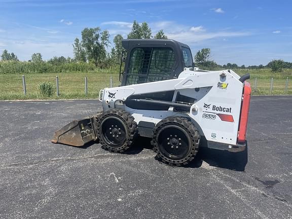 Image of Bobcat S550 equipment image 1