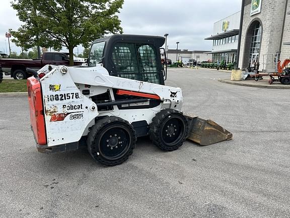 Image of Bobcat S550 equipment image 2