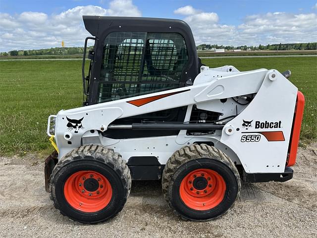 Image of Bobcat S550 equipment image 2