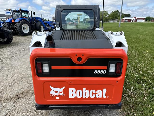 Image of Bobcat S550 equipment image 4