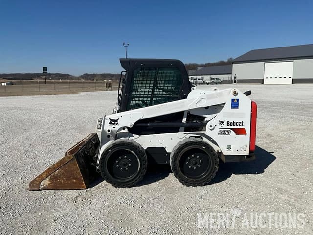Image of Bobcat S550 equipment image 1