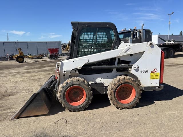 Image of Bobcat S550 equipment image 4