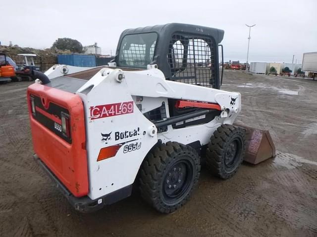 Image of Bobcat S550 equipment image 2