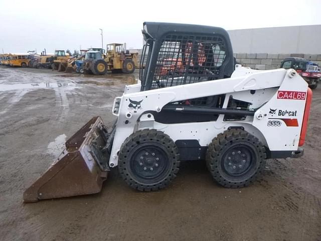 Image of Bobcat S550 equipment image 4