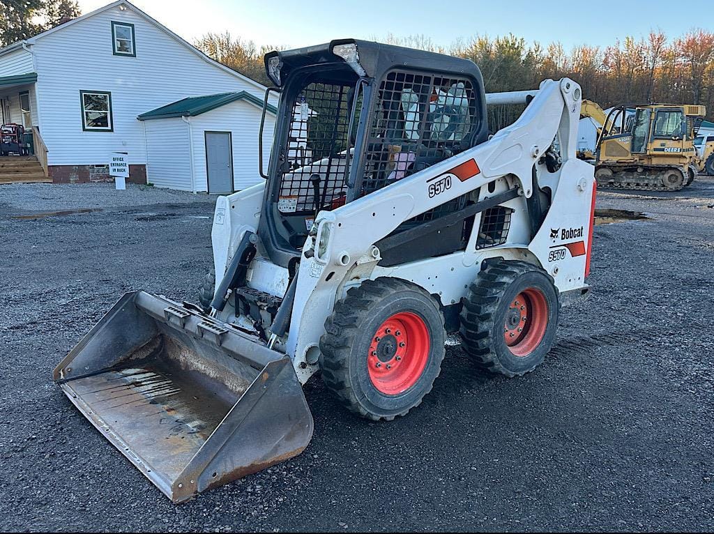 2018 Bobcat S570 Equipment Image0