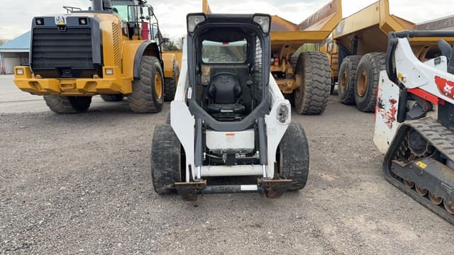 Image of Bobcat S570 equipment image 1