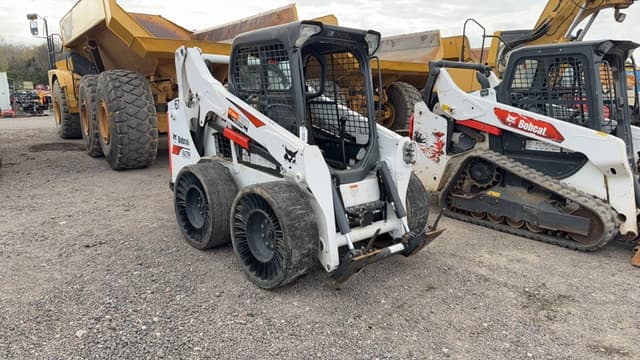 Image of Bobcat S570 equipment image 2