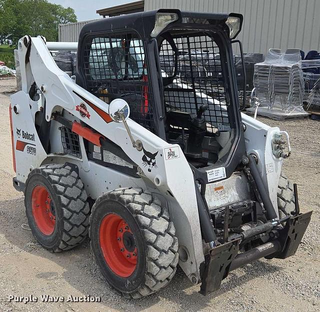 Image of Bobcat S570 equipment image 2