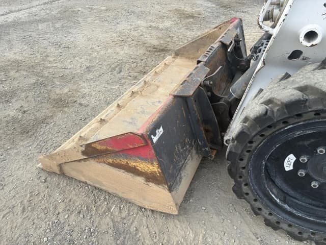 Image of Bobcat S570 equipment image 4