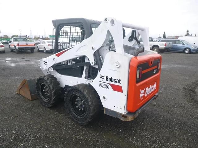 Image of Bobcat S570 equipment image 3