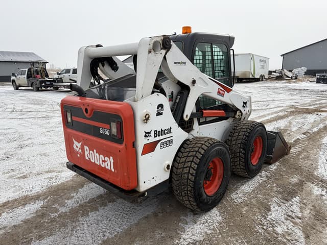 Image of Bobcat S650 equipment image 4