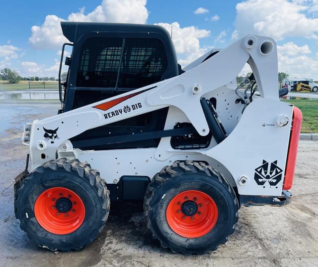 Image of Bobcat S650 equipment image 2